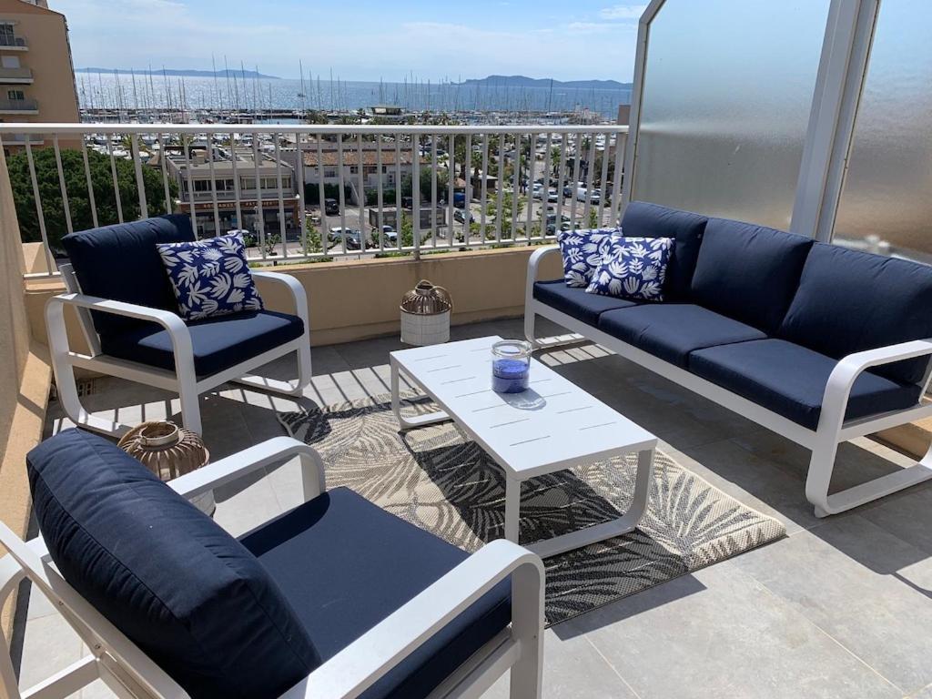 L'Effet Mer, Duplex Sur Le Port Avec Ses 2 Terrasses Vue Mer 耶尔 外观 照片